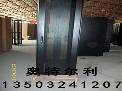 供應(yīng)實用機柜